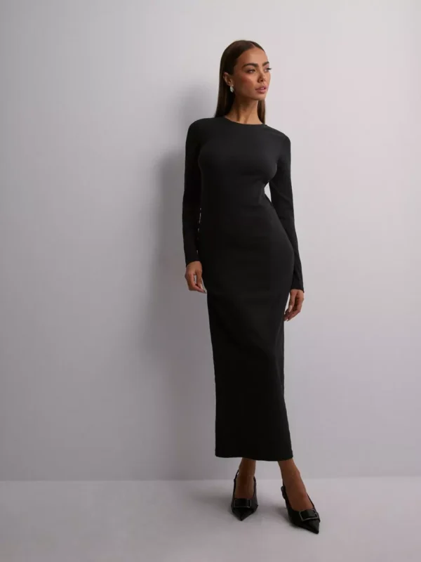Samsøe Samsøe - Langærmede kjoler - Black - Saalexa midi dress 7542 - Kjoler - Long sleeved dresses